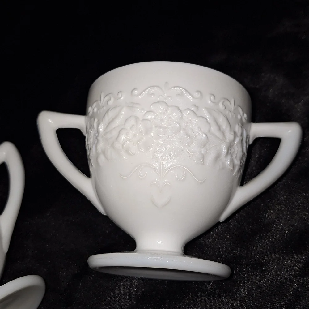 Vintage Indian Co. Pressed Milk Glass~Sugar Bowl and Creamer Set~Orange Blossom